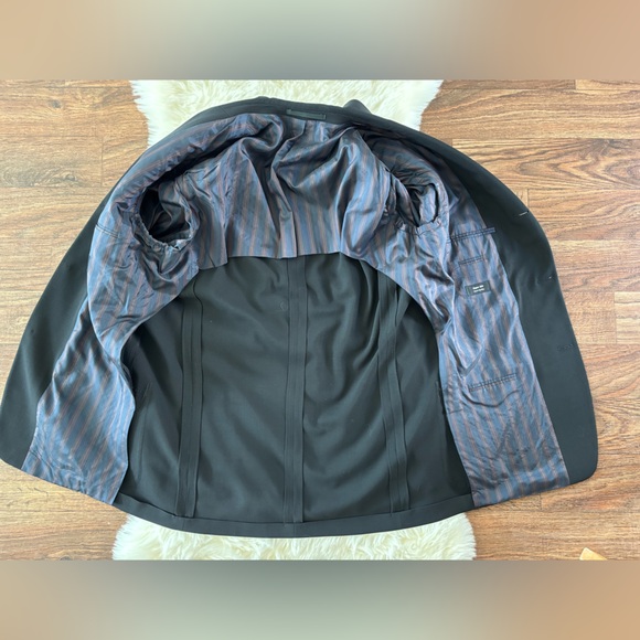 BOSS Hugo Boss Men's Classic Virgin Wool Sport Black Blazer HB Embroidered Crest - Picture 13 of 15